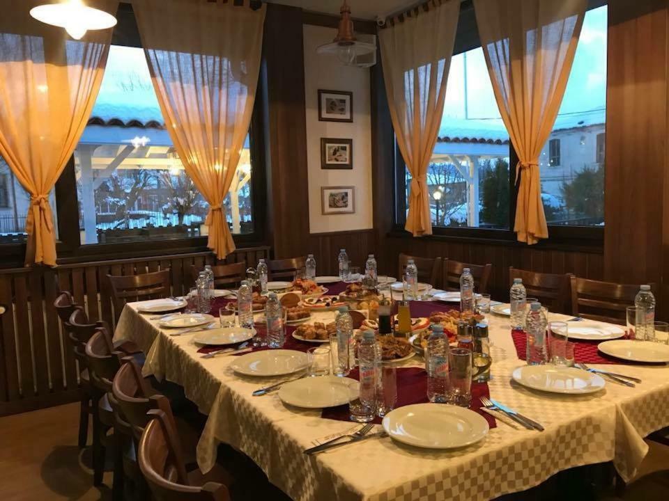 Guest House Bukor Shtepi Mandrica Luaran gambar