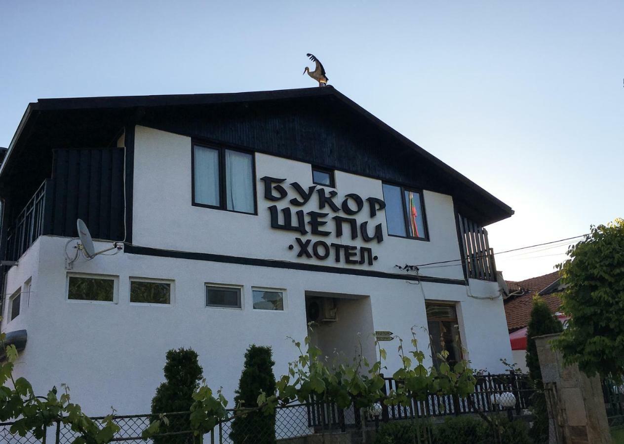 Guest House Bukor Shtepi Mandrica Luaran gambar